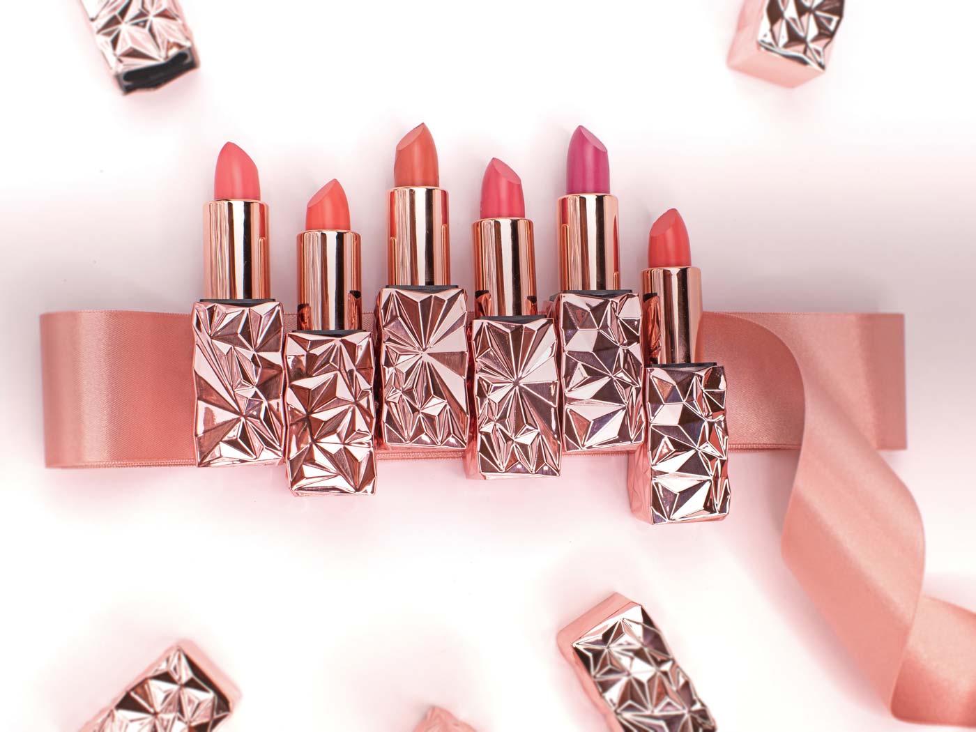 MOUTH OFF! Lipstick Cake Hole